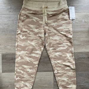 Athleta Balance Printed Jogger NWT